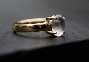 Moonstone ring in 14k gold