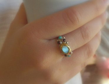 Rainbow moonstone ring