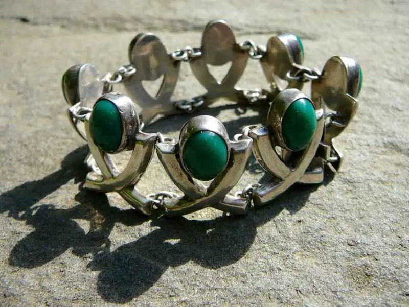 green onyx bracelets