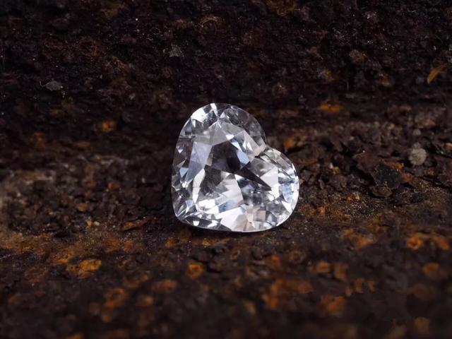 white sapphires