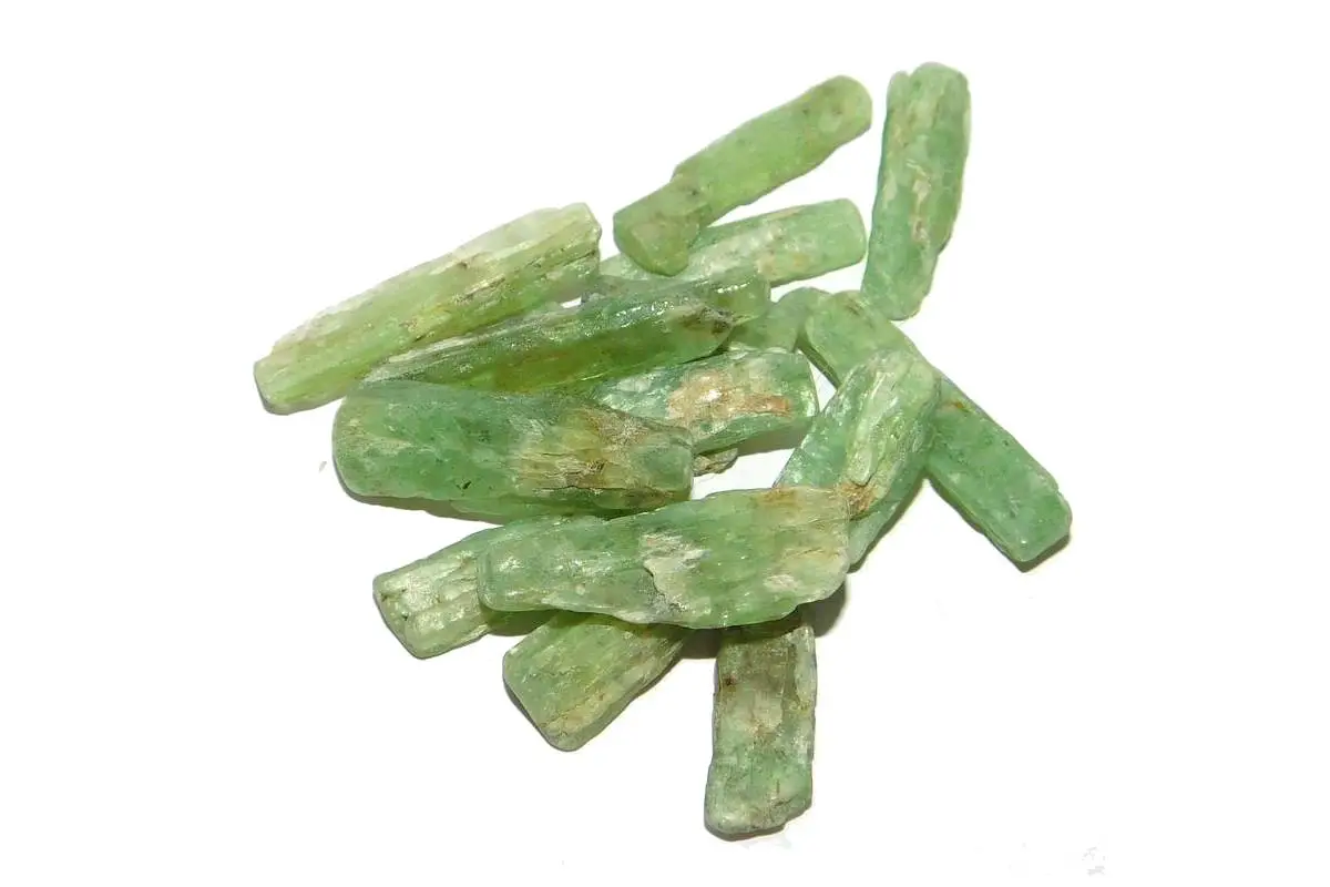 green kyanite