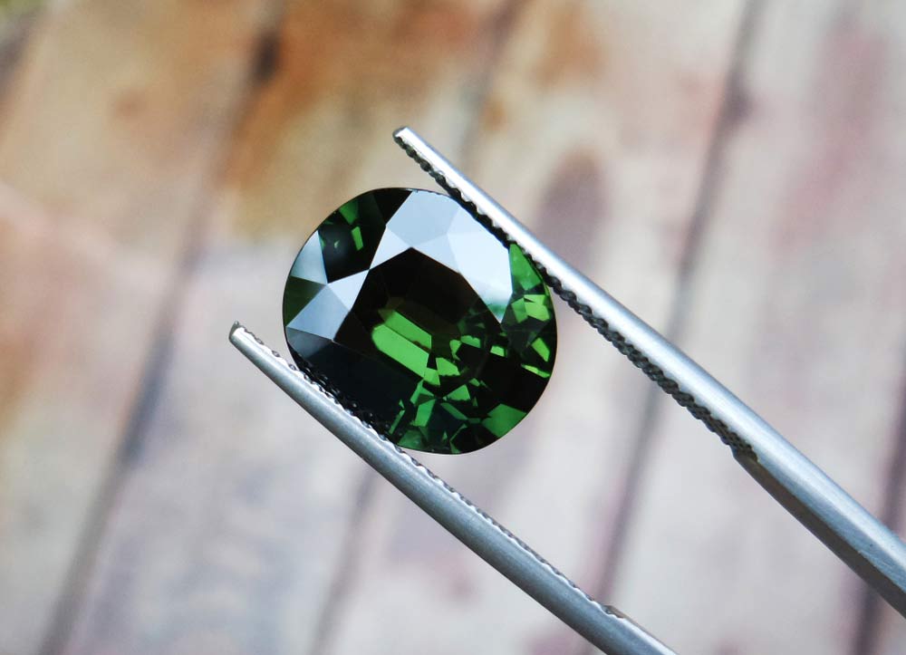  Natural unheated Green Sapphire 