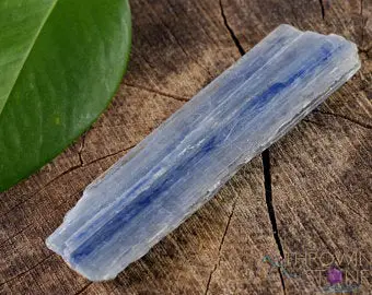 blue kyanite blade