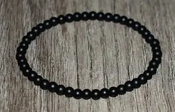 Black Onyx The Ultimate Guide To Meaning Properties Uses Gemstonist