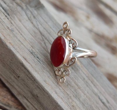 red jade ring